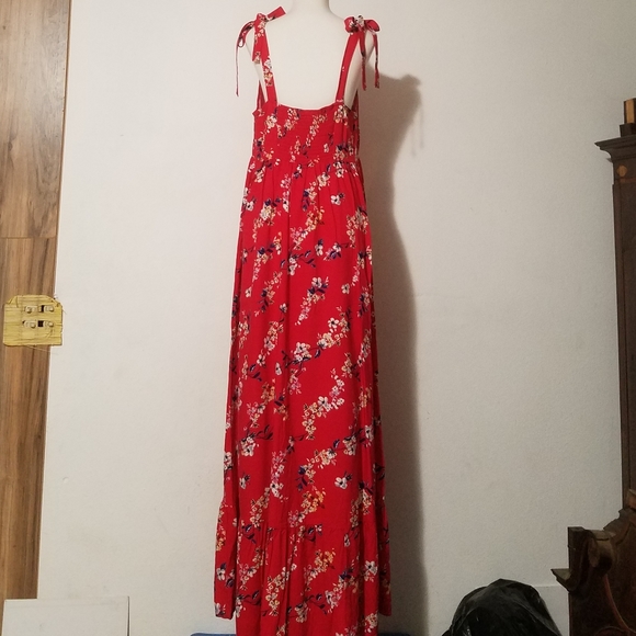 Isabel Maternity Floral Dress - Picture 4 of 9